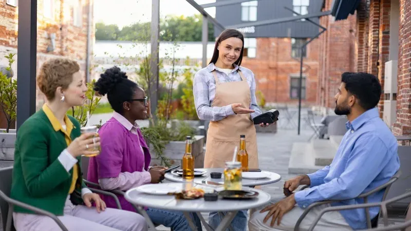 Restaurant Equipment for Outdoor Dining in Jacksonville: Preparing for Growth